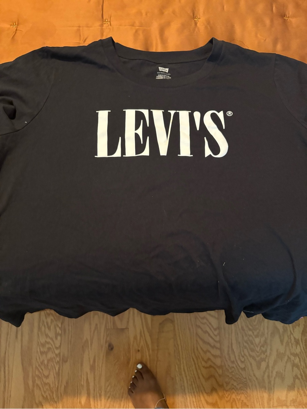 Levi's Womens Black Logo Tee - Classic White Script